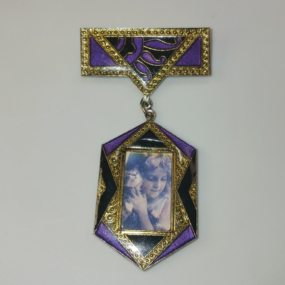 Vintage Dangle Photo Frame Brooch Pin Purple Royal Ceremonial Style